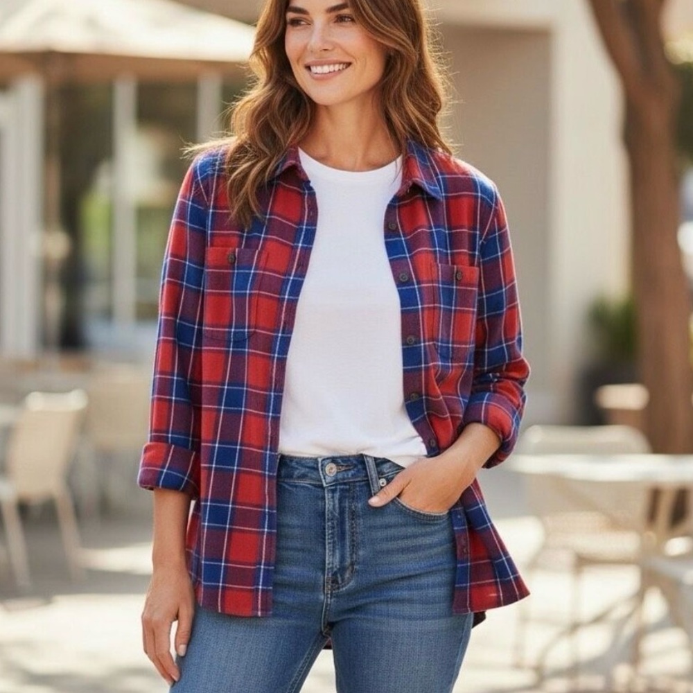 Duluth Trading Co Red and Blue Plaid Flannel Button Down Shirt, Size M❤️💙❤️